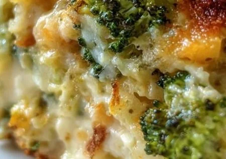 Delicious Low-Carb Chicken Broccoli Protein Bake in 30